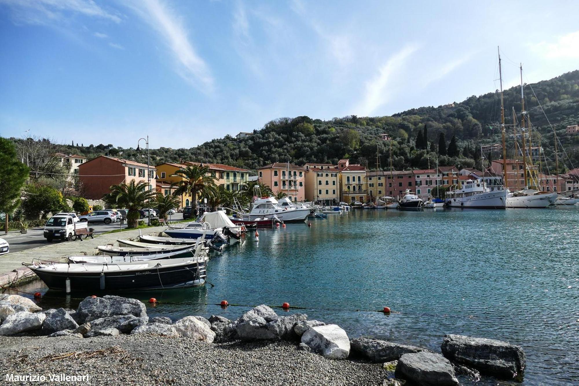 Con Posteggio Privato Porto Venere